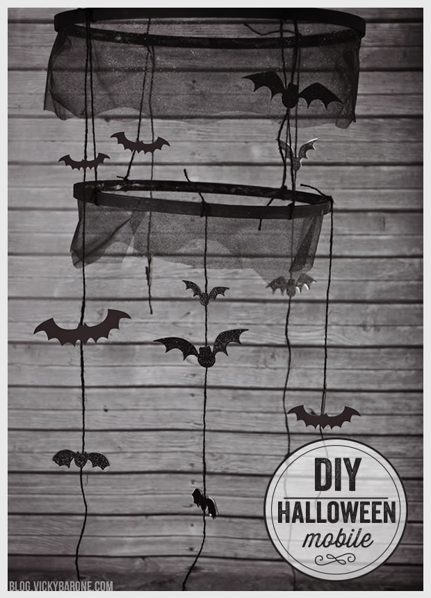 DIY Halloween Mobile