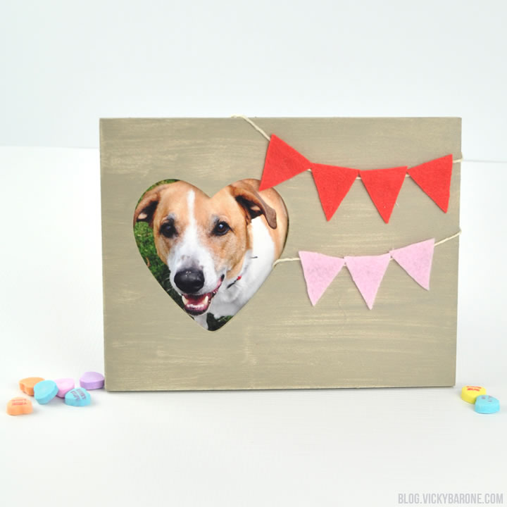 DIY Valentine's Day Frame | Vicky Barone