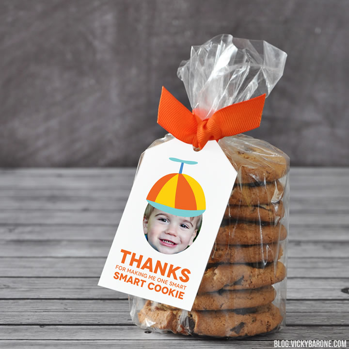 Random Acts of Kindness Day | Ideas for Kids | Vicky Barone