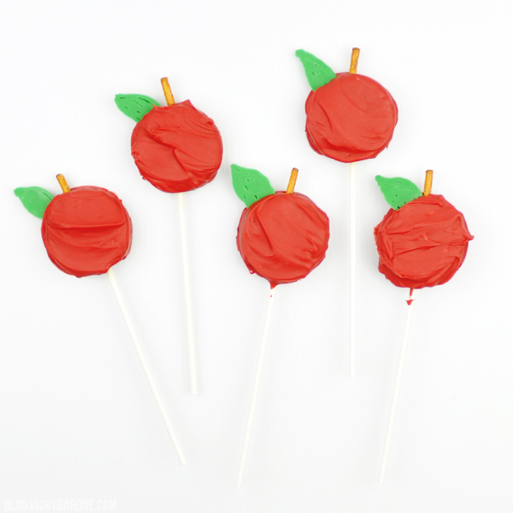 DIY Apple Cookie Pops | Back to school ideas | Vicky Barone