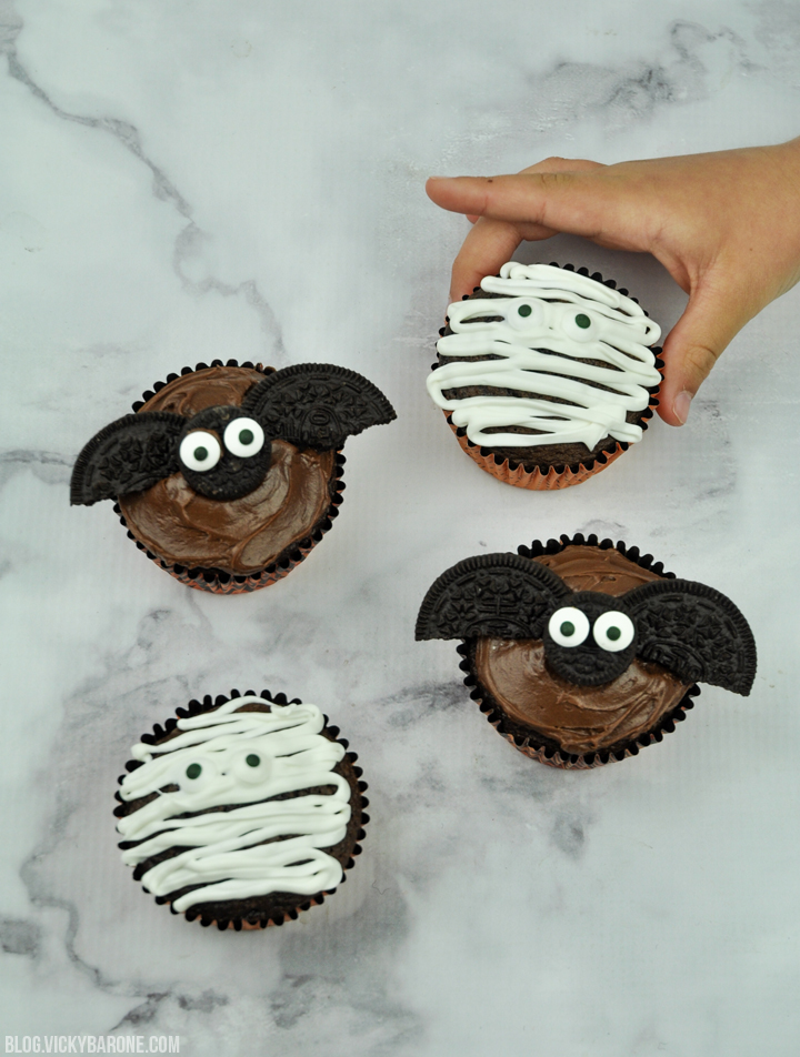 Halloween Cupcakes | Vicky Barone