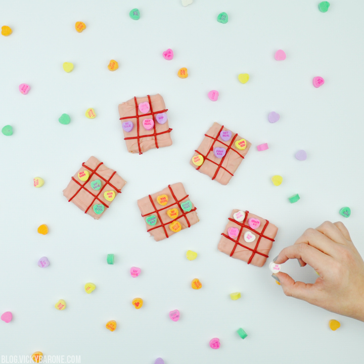 DIY Candy Tic Tac Toe | Vicky Barone